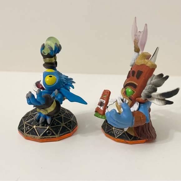 Lot of 4 Skylanders Figures Whirlwind Cynder Double Trouble Totem Pop Fizz - Picture 8 of 12
